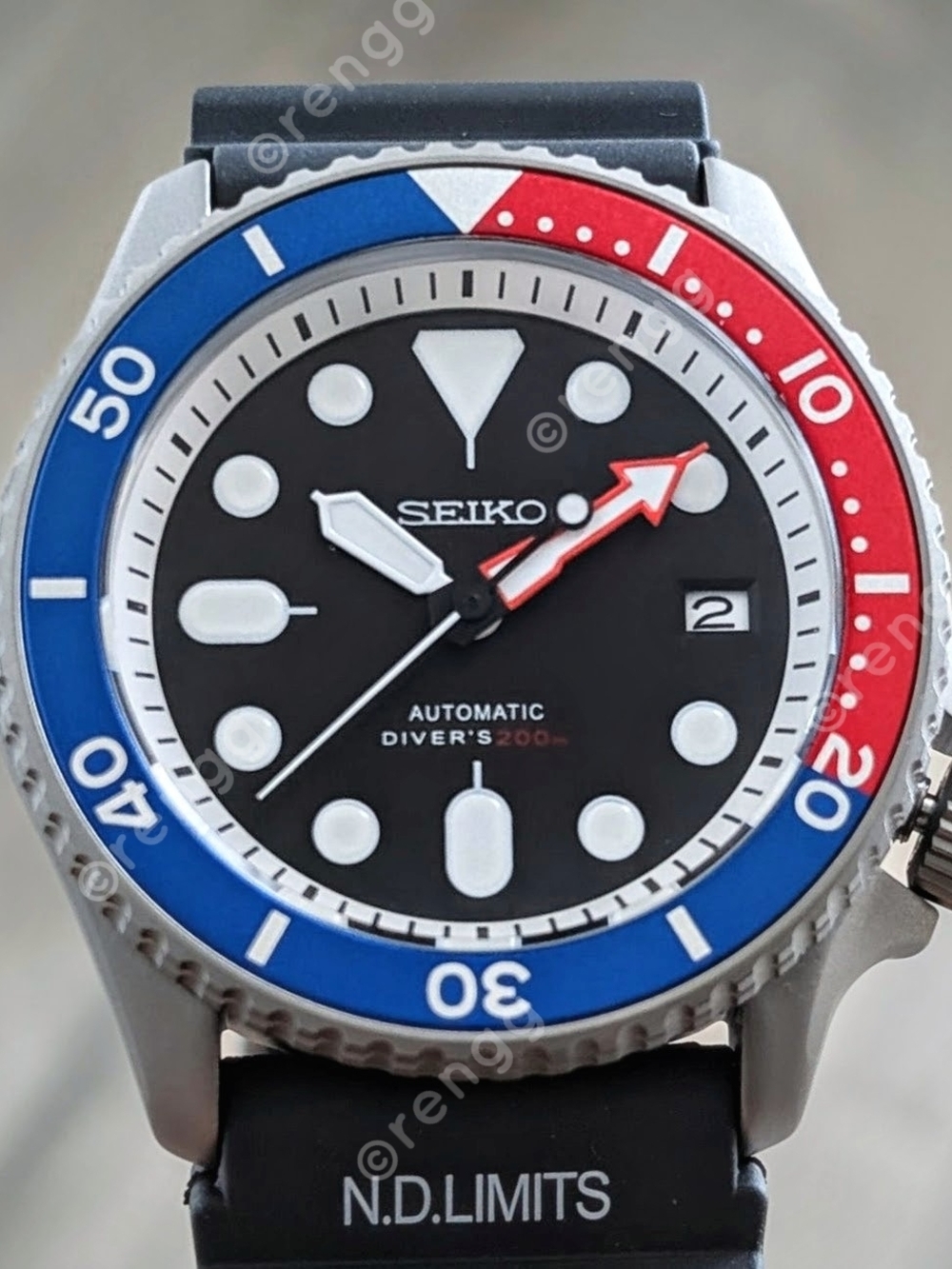 Titanium Seiko NH35A Automatic Diver's Watch - Black Dial with Blue & Red Bezel